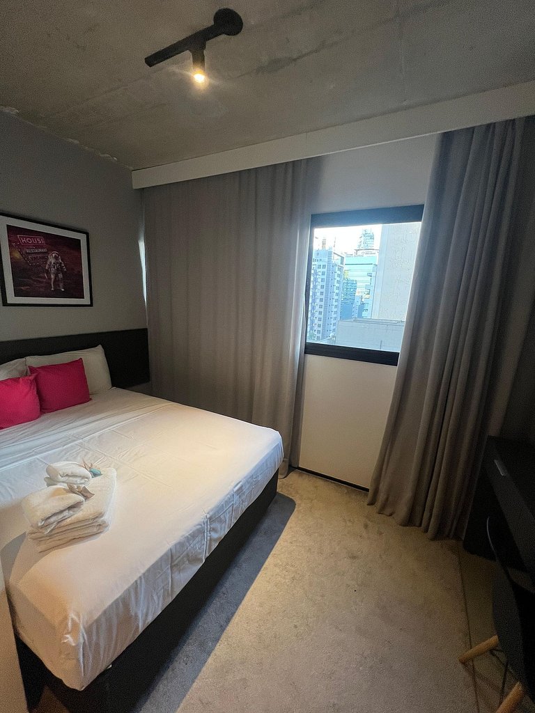 712 - Apartamento ( Studio) Bela Vista e Paulista